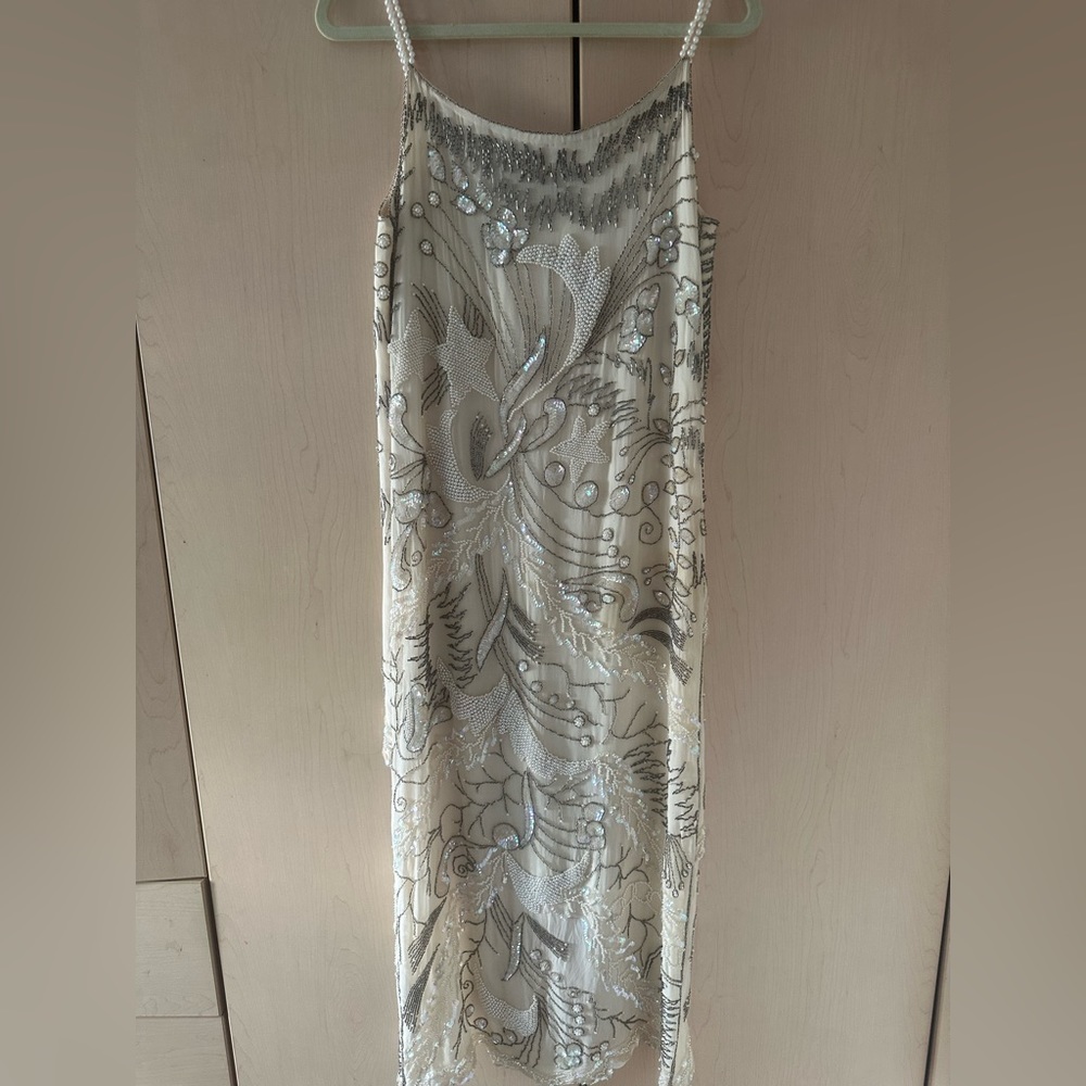 Beyond beautiful dress all beaded and heavy vintage style dress never used